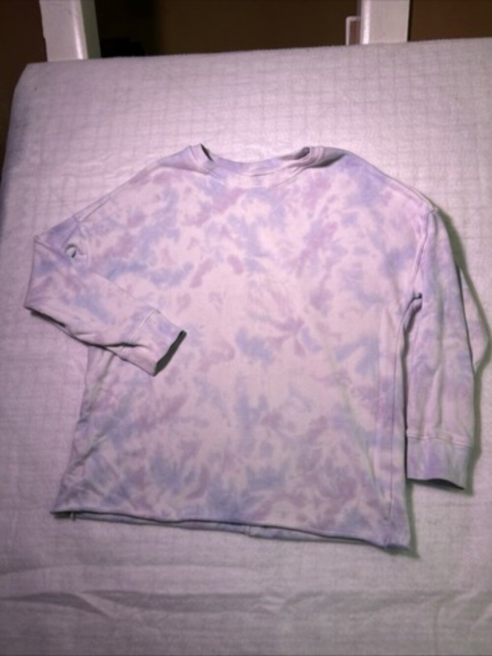 Green Tea Women's Tie Dye Long Sleeved Purple/Blue Cloud Sweatshirt Size M